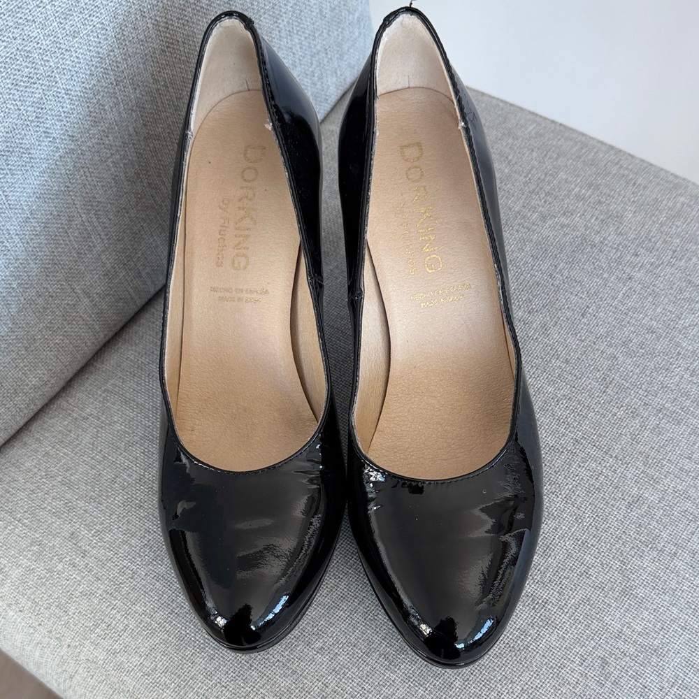 Black Patent Women's Pump Heels